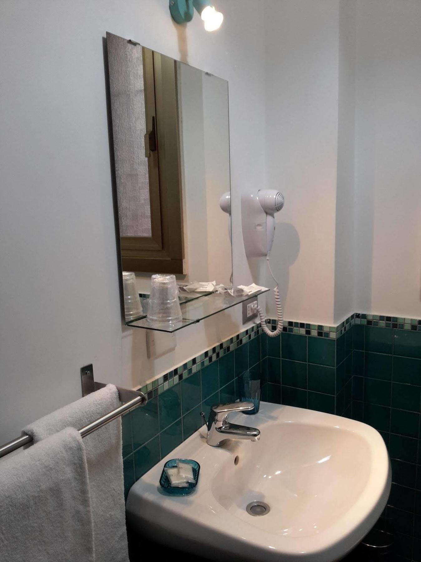 La Suite Di San Pietro Рим Экстерьер фото